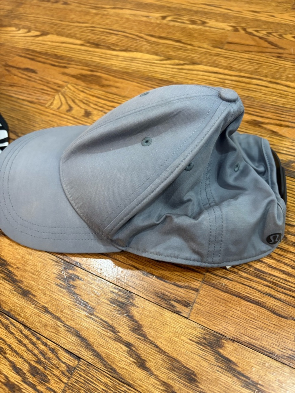 Lululemon Hat Cap Snapback Gray One Size Stretch Lightweight Adjustable